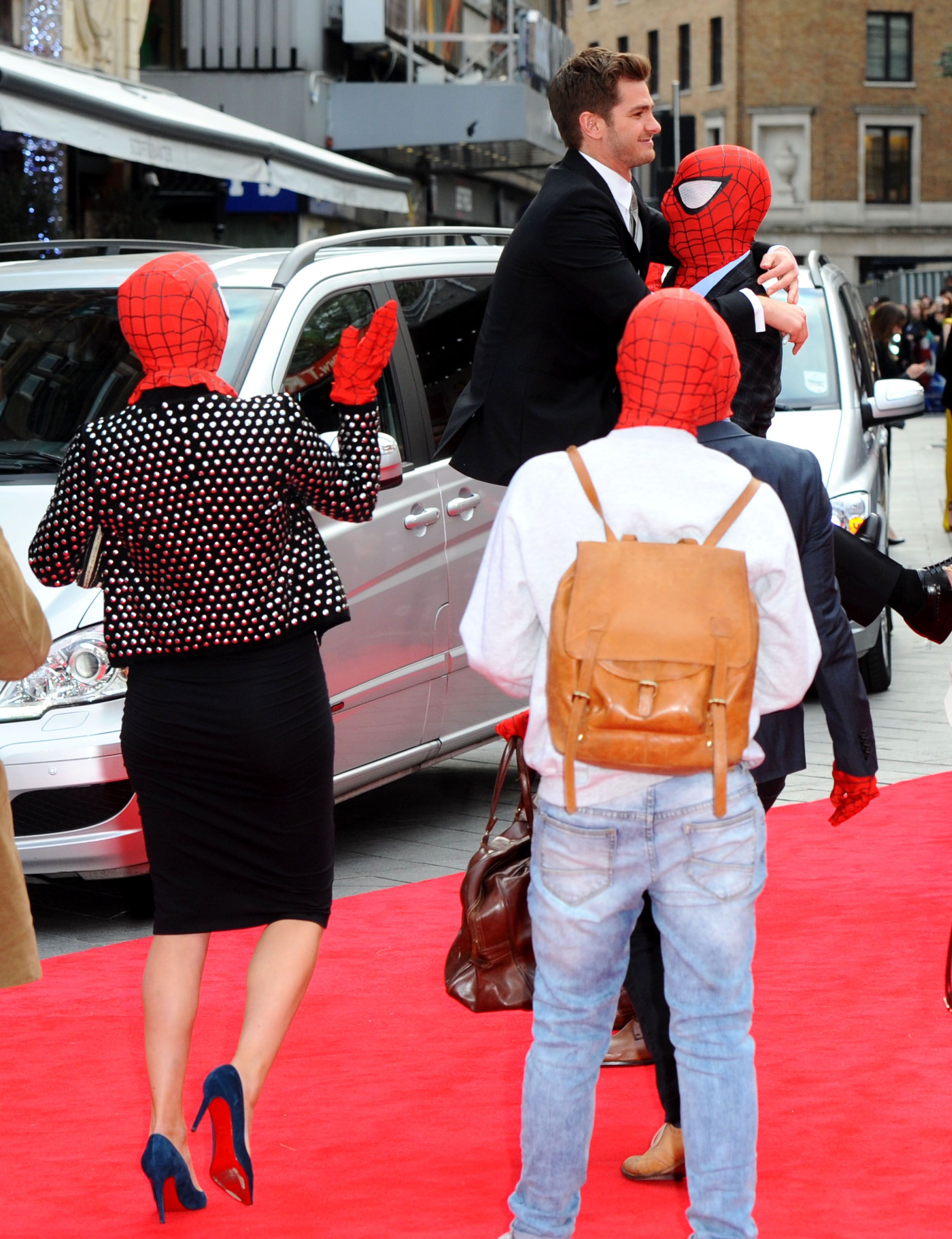 Emma Stone in Gucci at the Paris premiere of Spider Man – Pretty