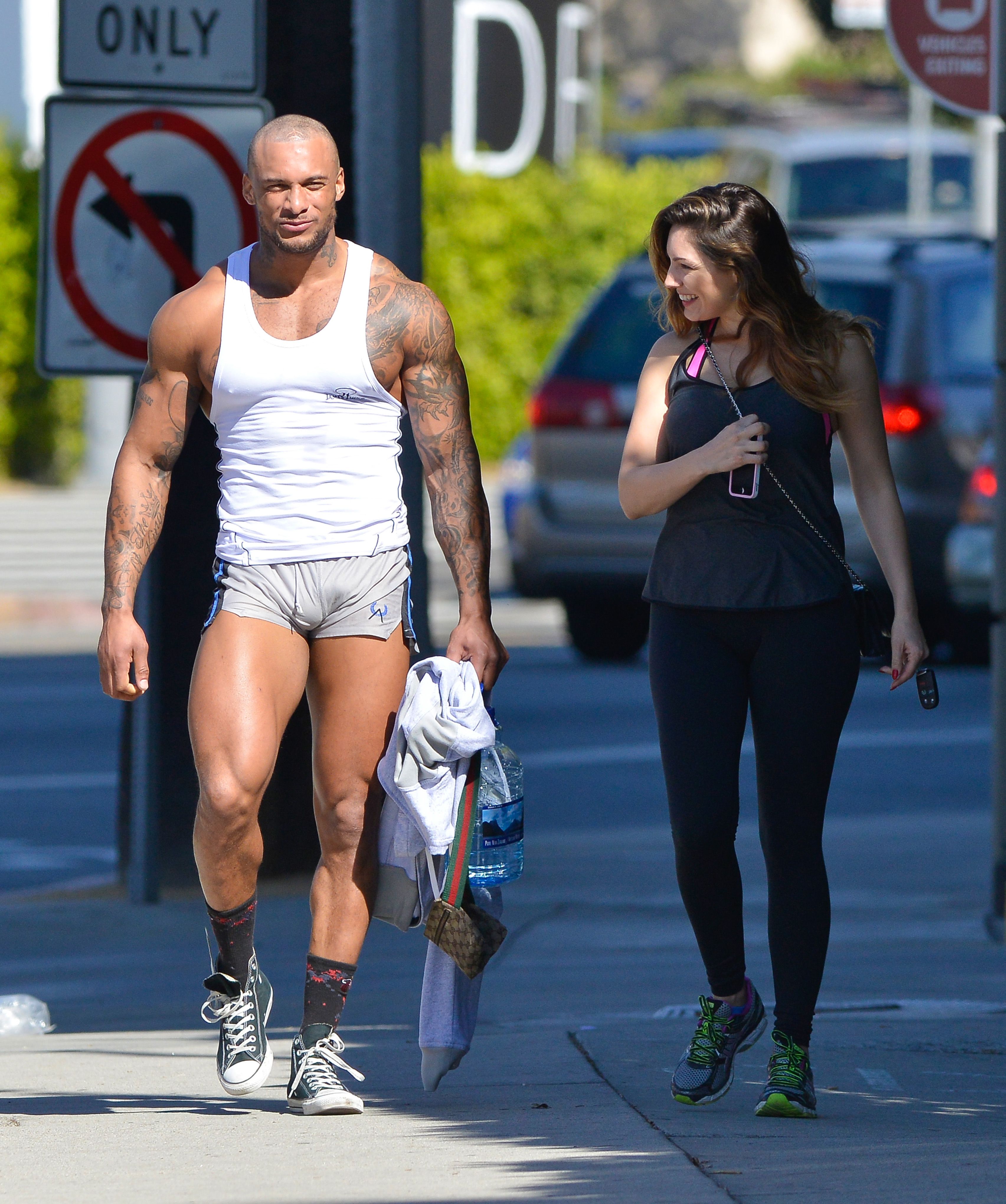 Sexy Celebrity Legs - Hot Guys in Shorts