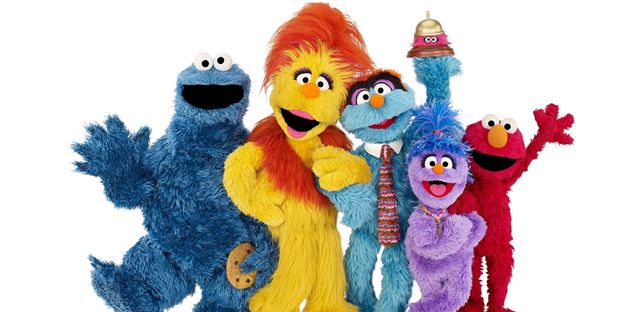 Elmo Cookie Monster Show Starts This Month