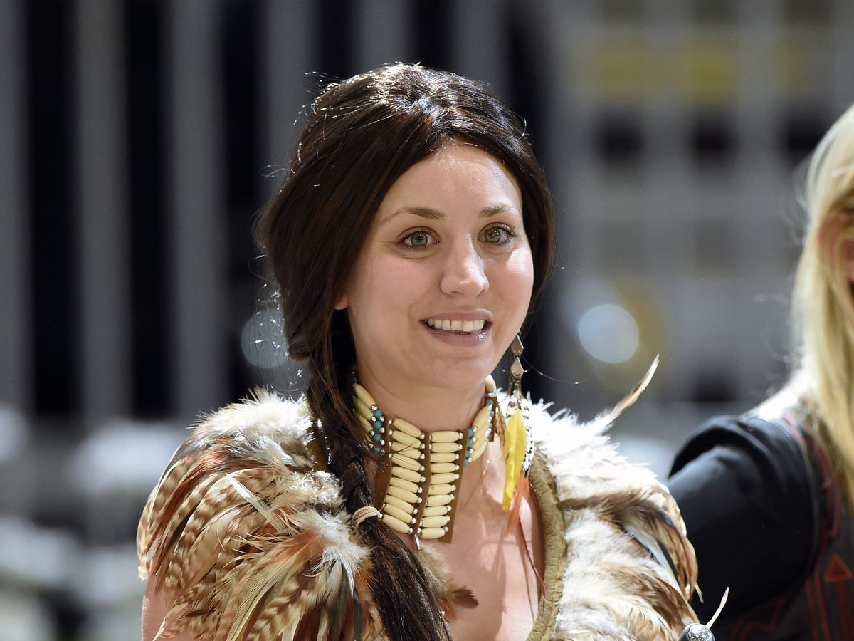 See Kaley Cuoco compete as Pocahontas