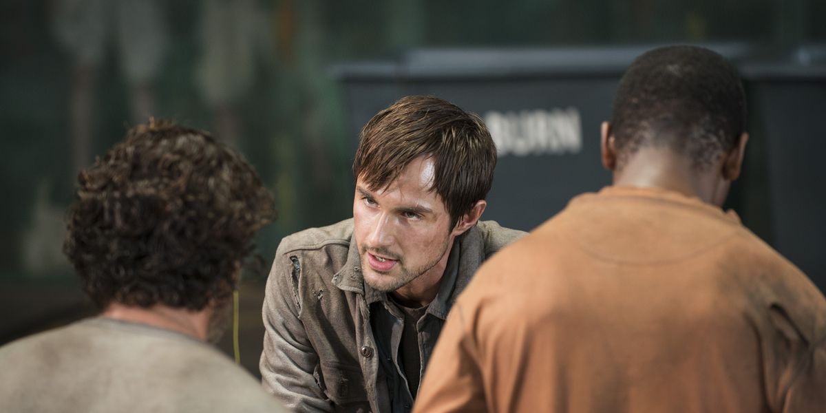 Walking Dead Season 5 Premiere Video Review