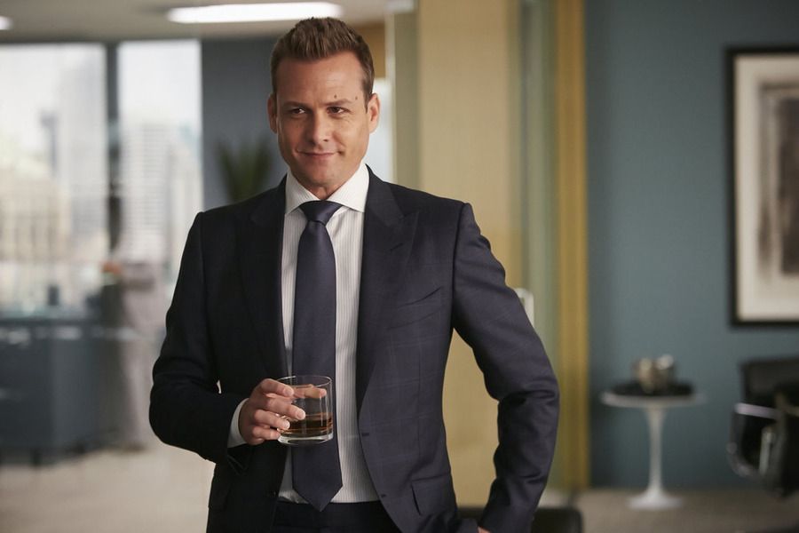 Watch Suits Season 4, Episode 2: Breakfast, Lunch and Dinner | Peacock