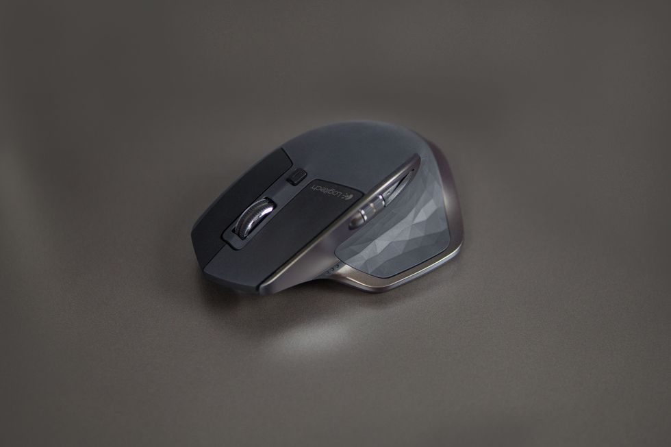 Office equipment, Computer accessory, Peripheral, Input device, Personal computer hardware, Mouse, Laptop accessory, Computer hardware, Computer component, Silver, 