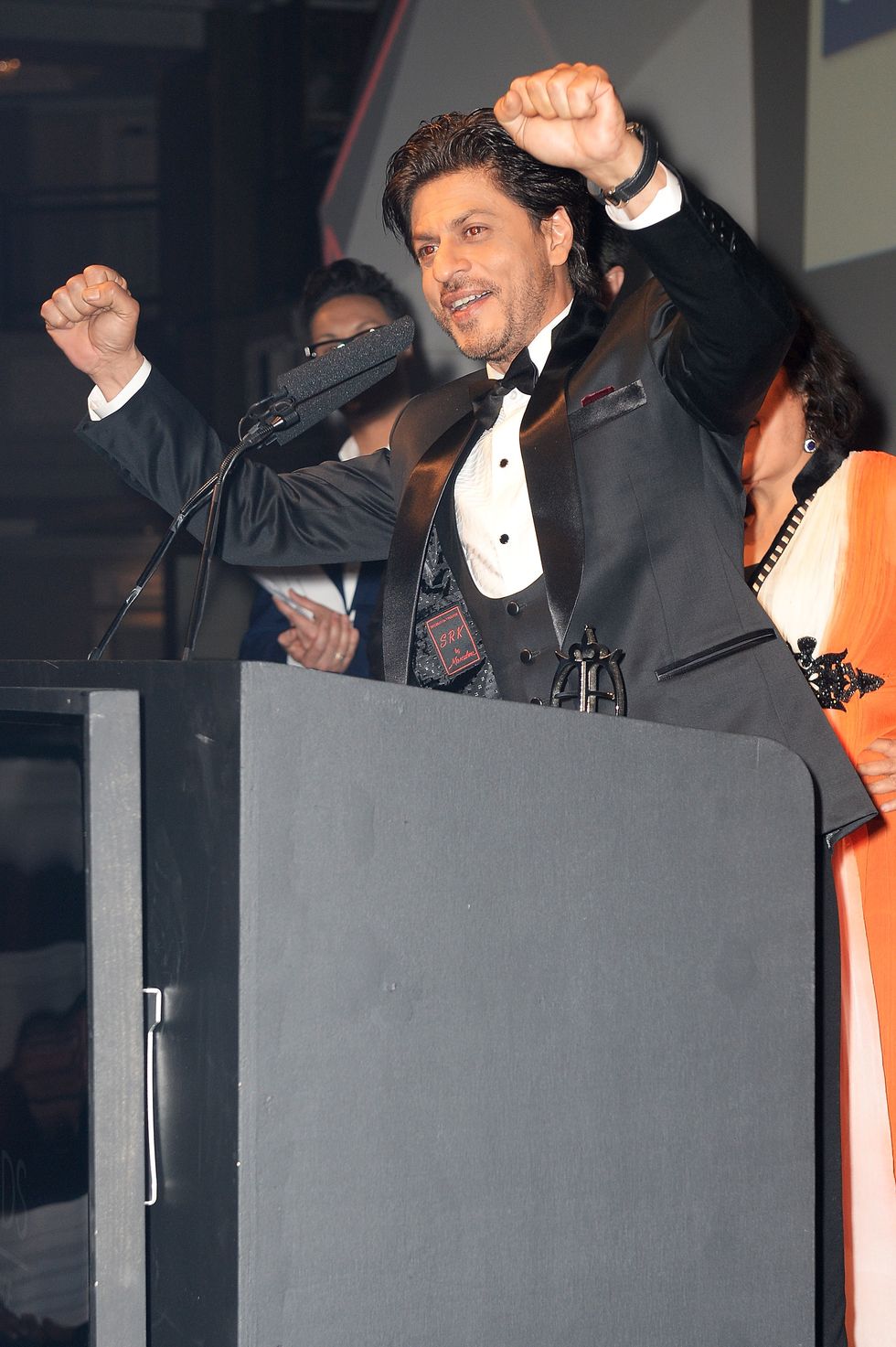 Shah Rukh Khan Zayn Malik tweet Asian Awards 2015 - Asian Culture