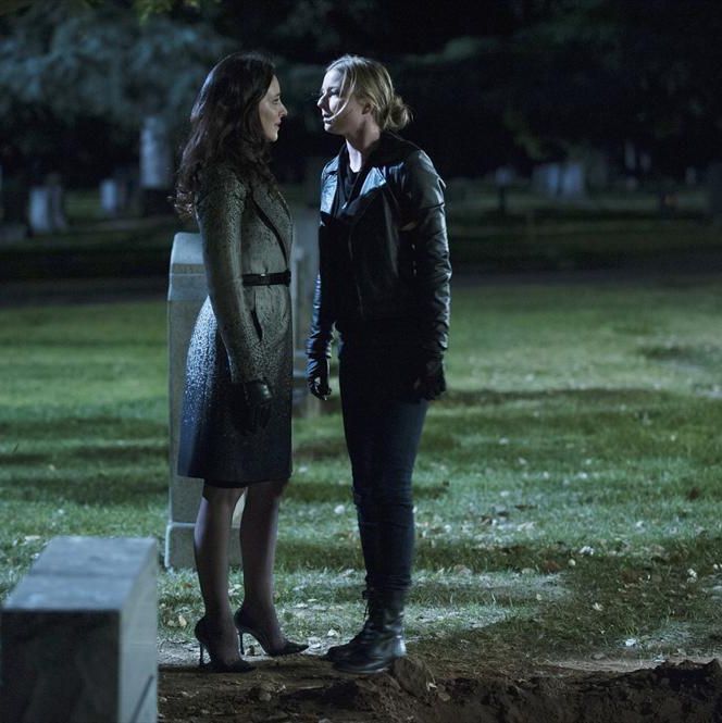 Revenge' Season 3 Winter Finale Recap — Emily Sleeps With