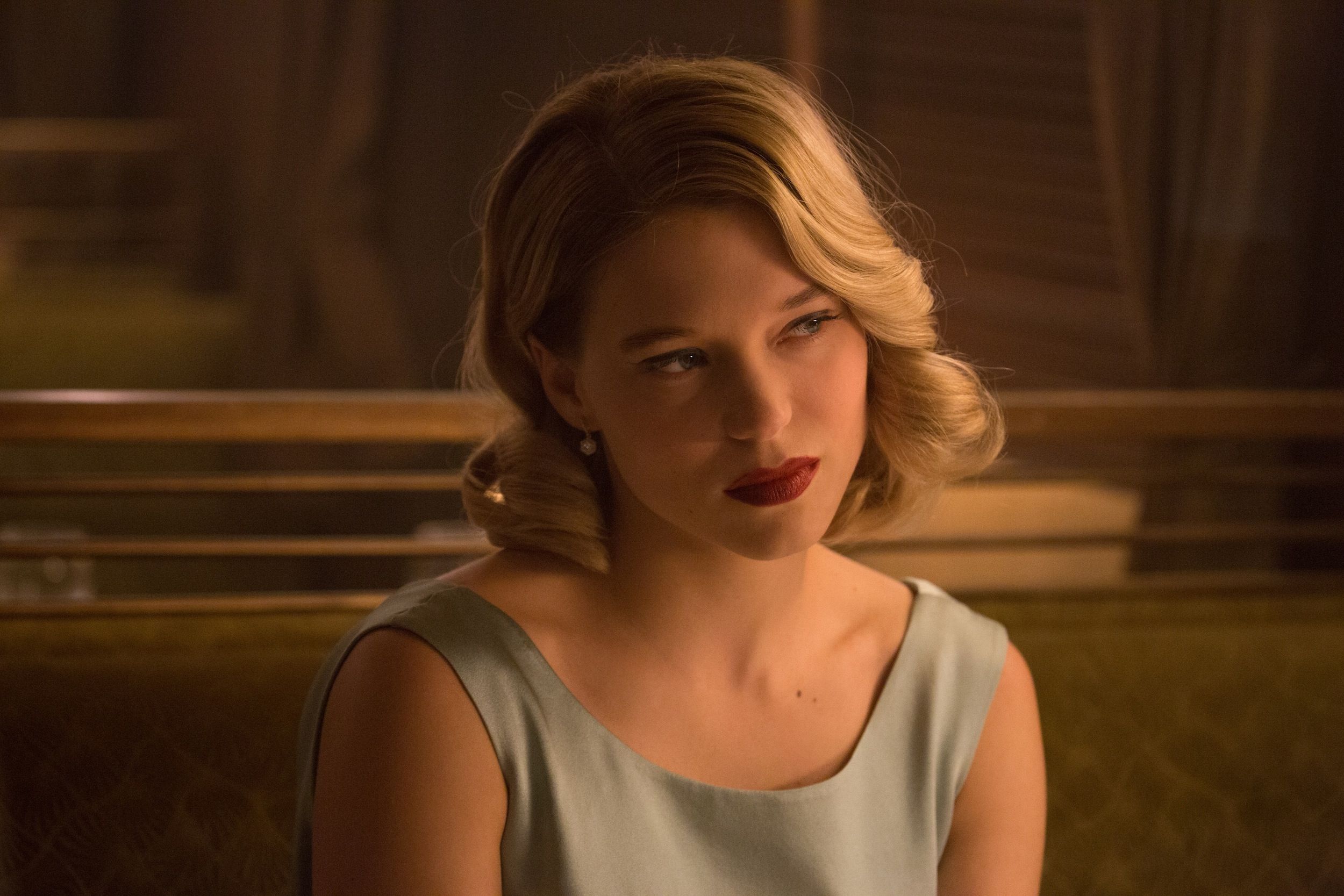 Spectre' stunner Lea Seydoux not just another sexual conquest for James  Bond – New York Daily News