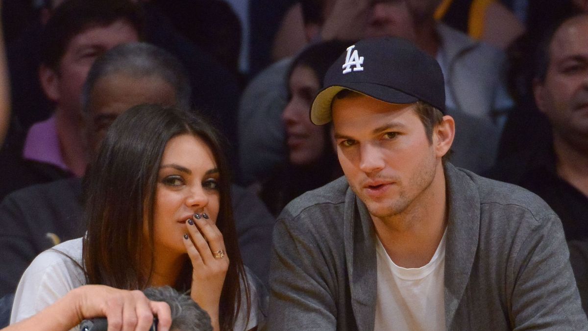 Mila Kunis and Ashton Kutcher were ACTUALLY Friends with Benefits with No  Strings Attached