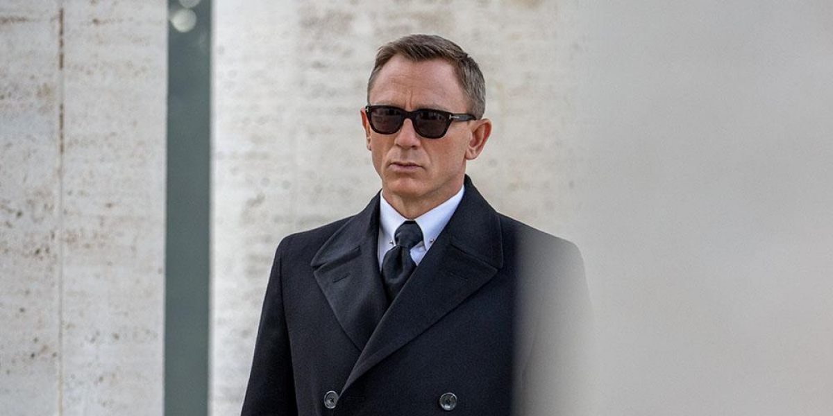 See James Bond's Tom Ford-designed clothes