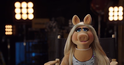 Miss Piggy's having fun playing the field