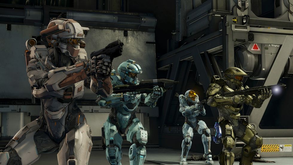 Microsoft uses Minecraft to market Halo 5: Guardians