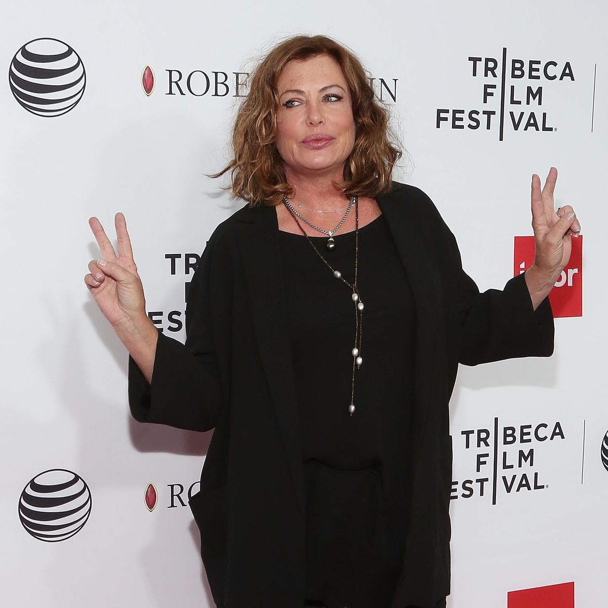 Kelly LeBrock joins Shameless