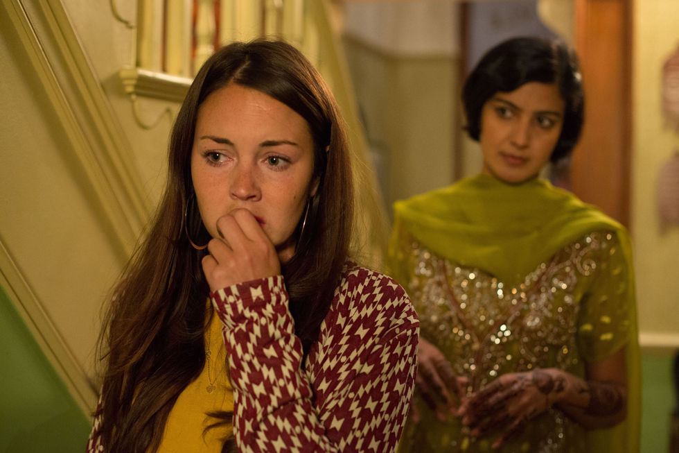 Picture Of The Day Eastenders Shabnam Masood Uncovers Stacey Branning S Big Secret