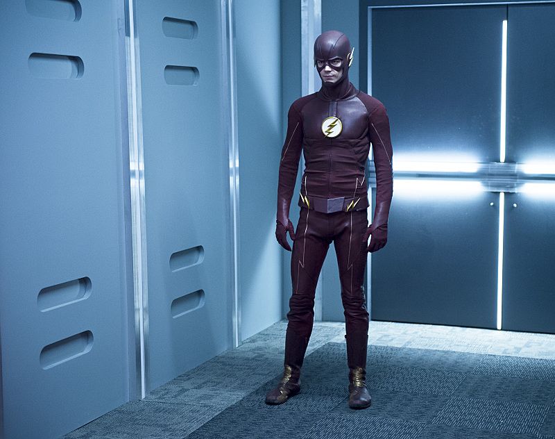 The Flash Season 2 Is Bringing Back An Old Character And You Won T Believe Who It Is