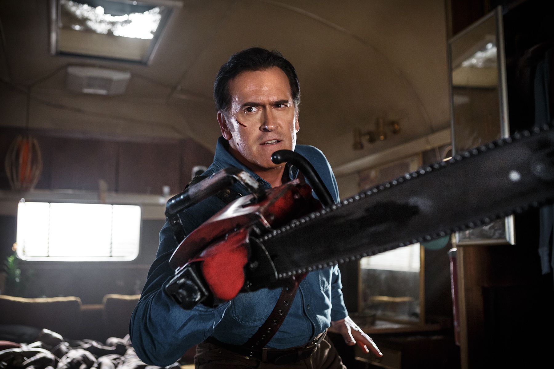 TV Series Review: Ash vs. Evil Dead - Season 1 - GAMES, BRRRAAAINS & A  HEAD-BANGING LIFE