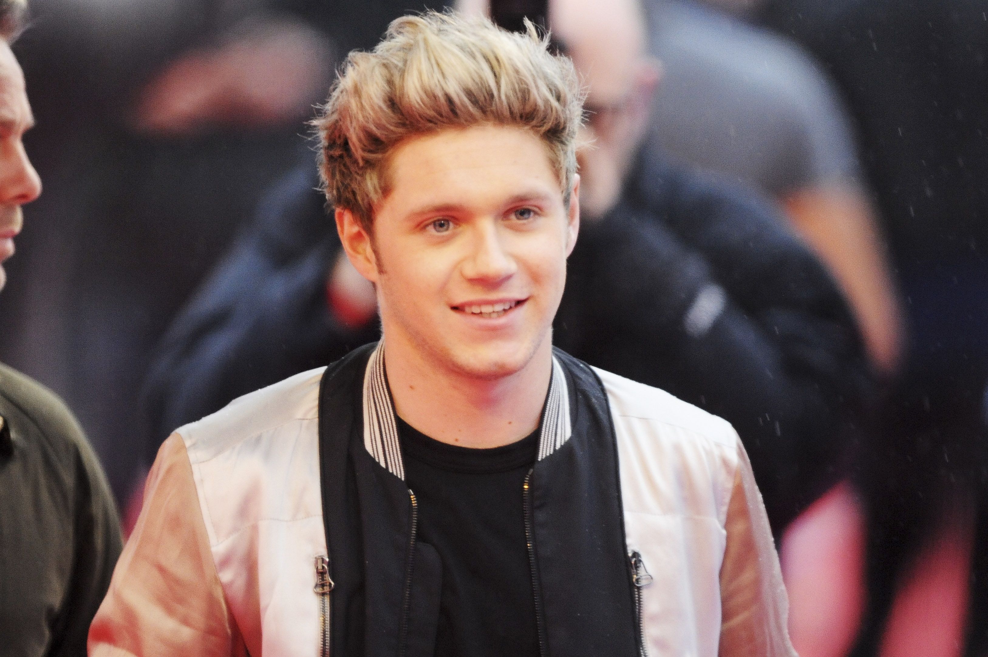 General picture of Niall Horan - Photo 201 of 1936 | Hairstyles for teenage  guys, Hair cuts, Cool hairstyles