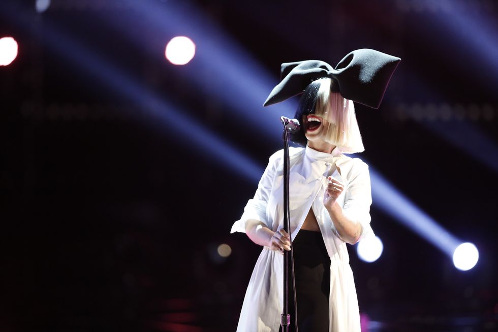Sia performs on The Voice.