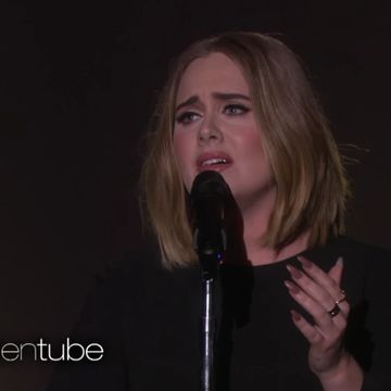 Adele performs on Ellen