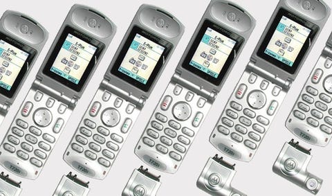 9 Phones We All Had In The 00s Because Week Long Battery Life And Polyphonic Ringtones Were The Best 9 Phones We All Had In The 00s Because Week Long Battery Life And Polyphonic Ringtones Were The Best