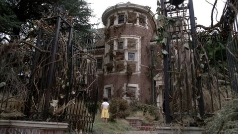 American Horror Story Fans Keep Trying To Break Into The Murder House