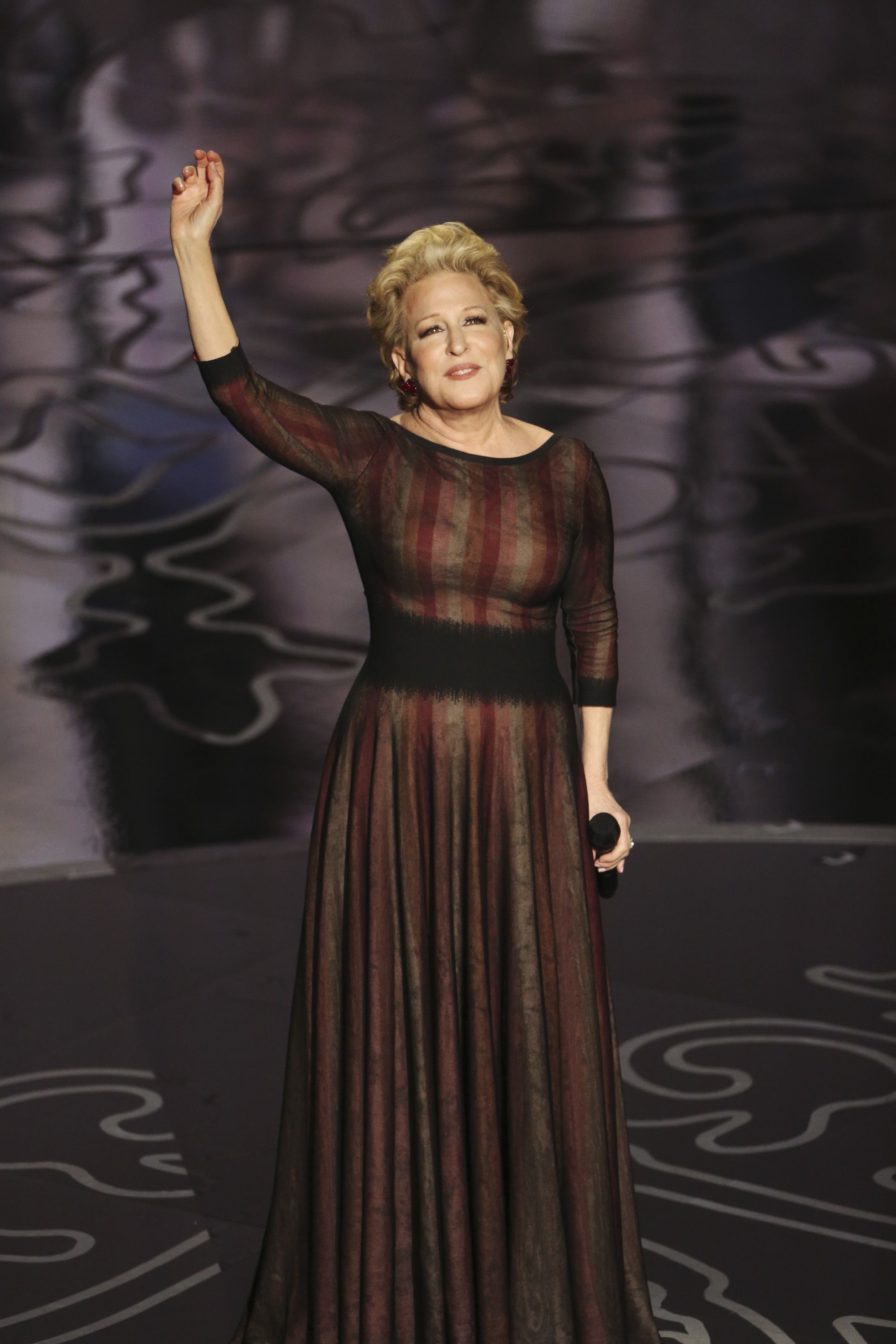 Oscars 2016: Bette Midler pulls no punches on the #OscarsSoWhite issue