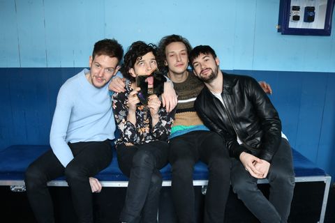 The 1975 with their Official Chart No.1 award