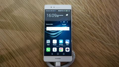 Socialistisch Monumentaal Malen Huawei P9 review: hands-on with the dual-rear-camera-hosting iPhone 6S rival