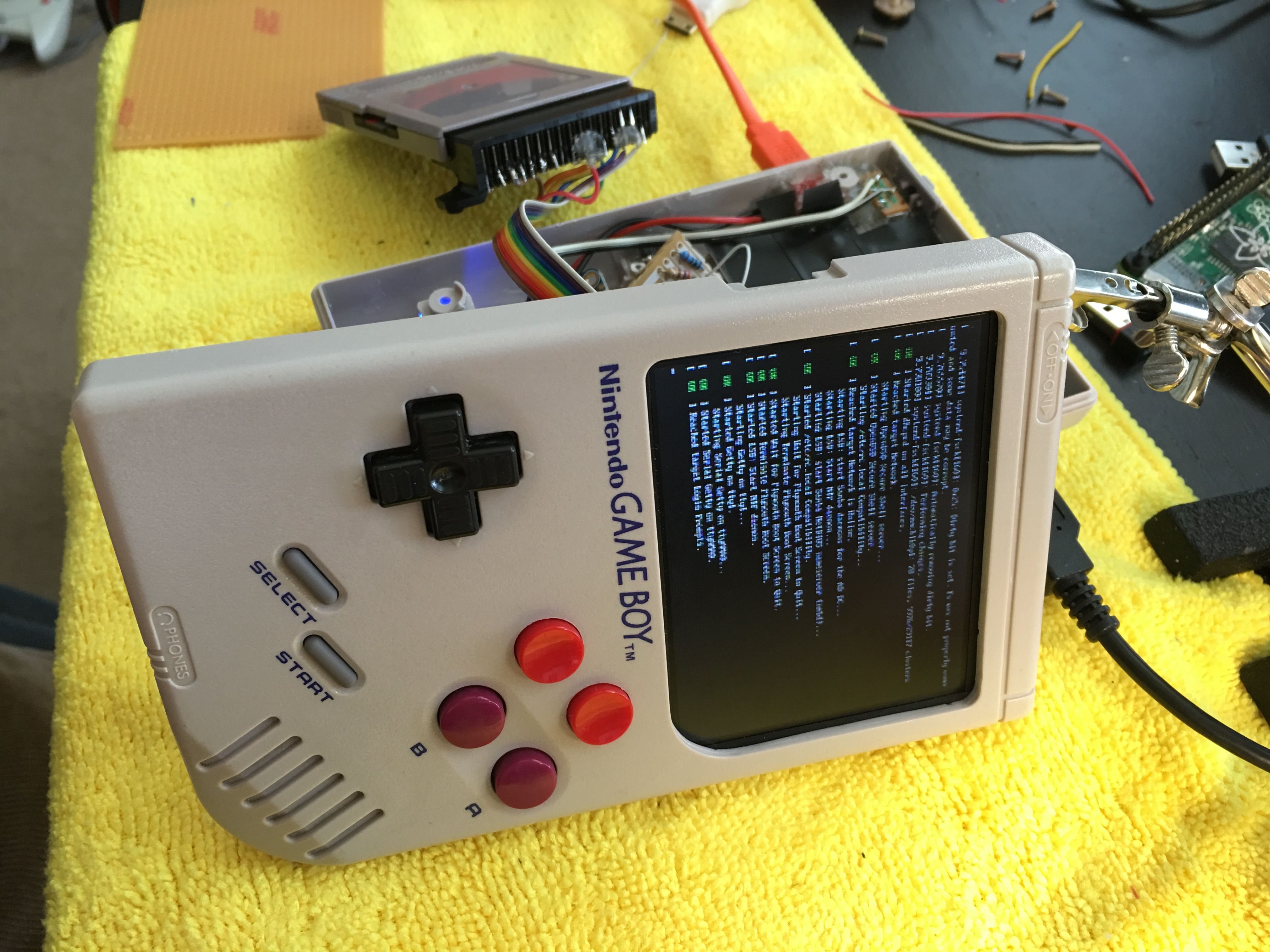 Resultado de imagen de game boy raspberry pi