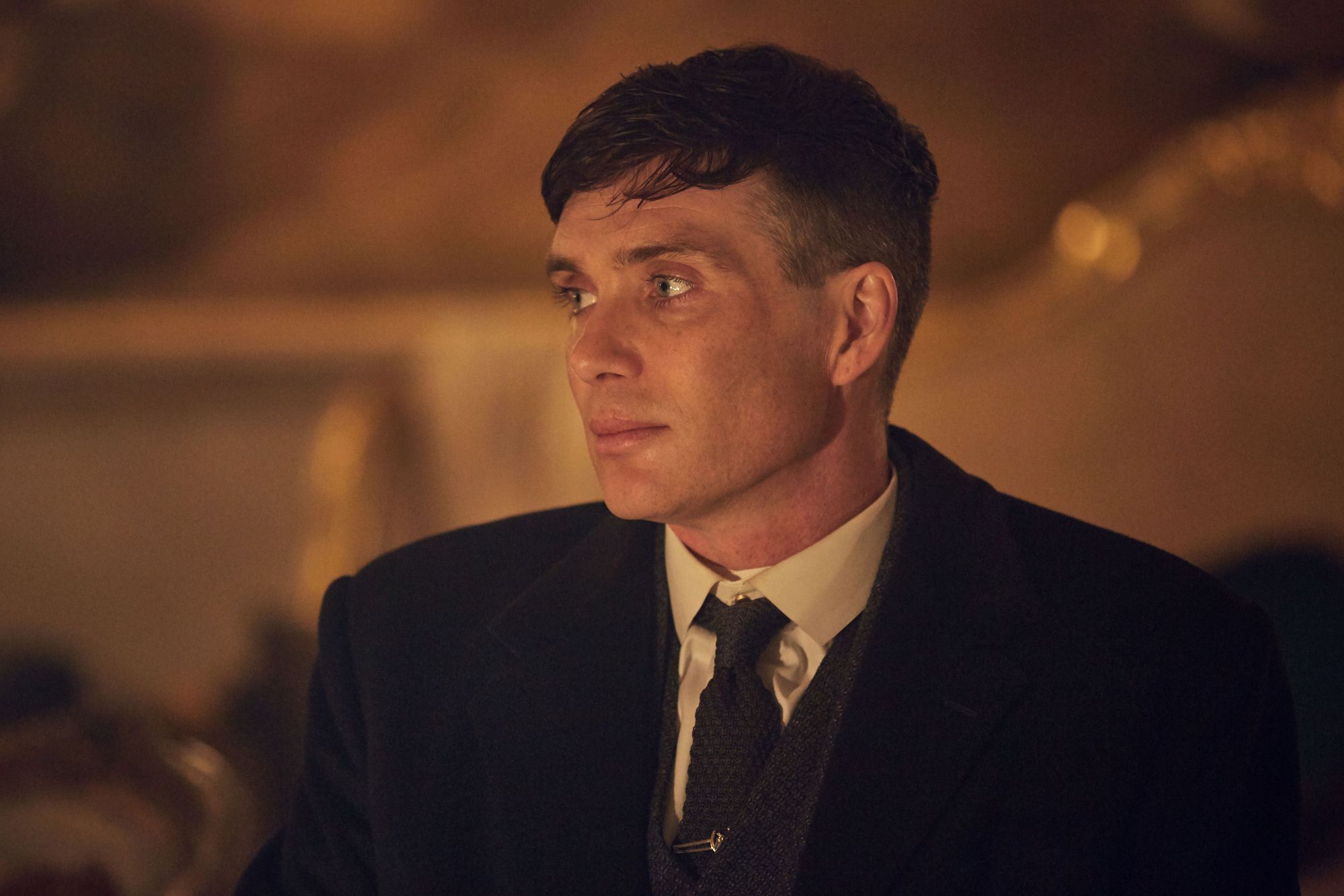 Cillian Murphy as Thomas Shelby Peaky Blinders BTS Season 5 💙 | Estilos de  cabelo e barba, Cabelo masculino, Estilos de cabelo para homens