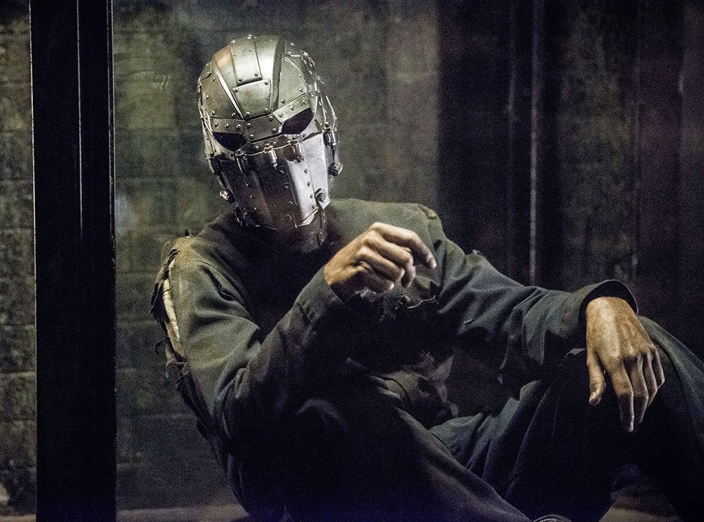 The Flash Season 2 Finale Finally Reveals The Man In The Iron Mask And Fans Just Can T Deal With It