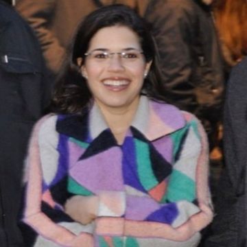 America Ferrera as Ugly Betty in throwback picture