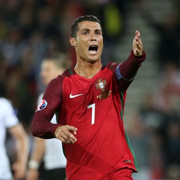 Cristiano Ronaldo looks frustrated at Euro 2016 group game between Portugal and Austria