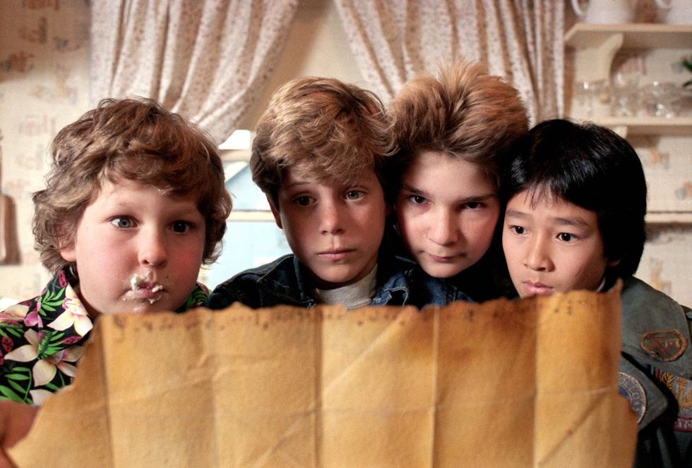 Sean Astin, Corey Feldman, Jeff Cohen,  Jonathan Ke Quan in The Goonies (1985)