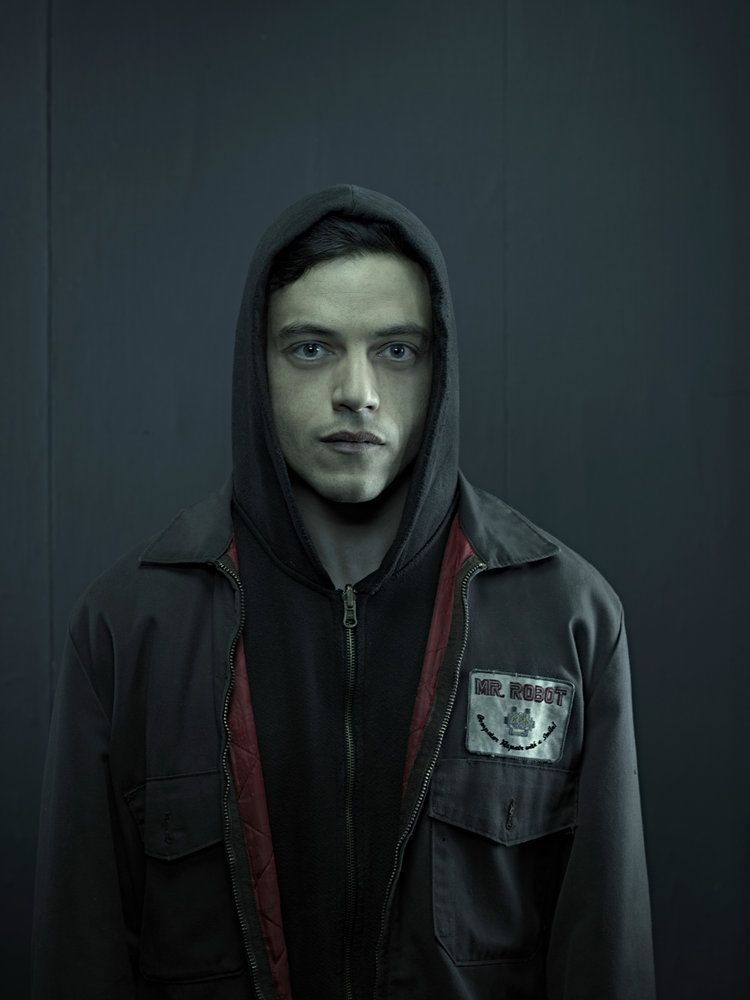 Mr. Robot' Season 2 Premiere: The Hack Is Back - The New York Times