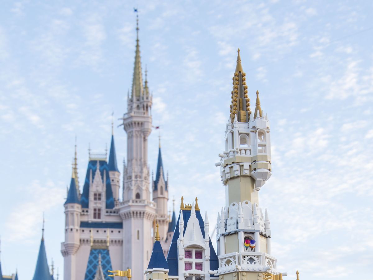 VIDEO – The Disney Castle by LEGO Now Available At Disney Parks