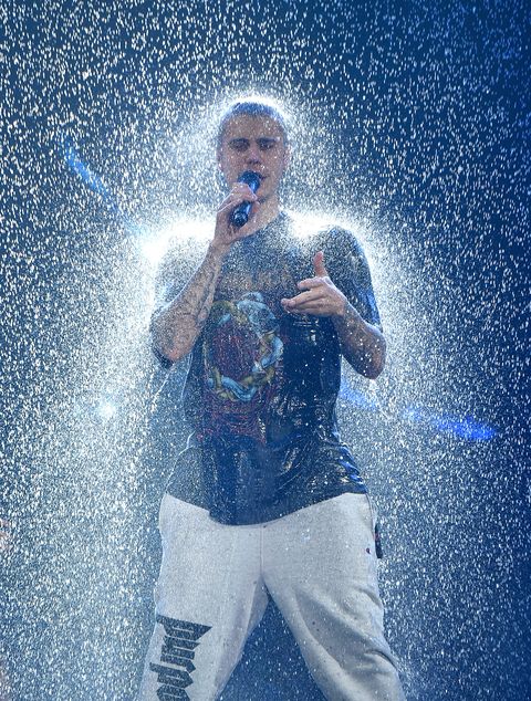 NEW YORK, NY - JULY 18: Justin Bieber performs on stage during his 'Purpose' tour at Madison Square Garden on July 18, 2016 in New York City.