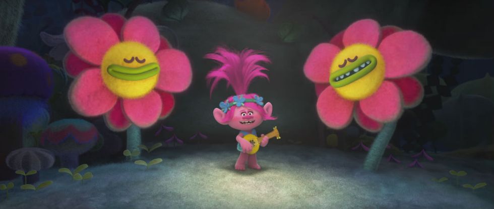 Trolls' Anna Kendrick sings 'The Sound of Silence'