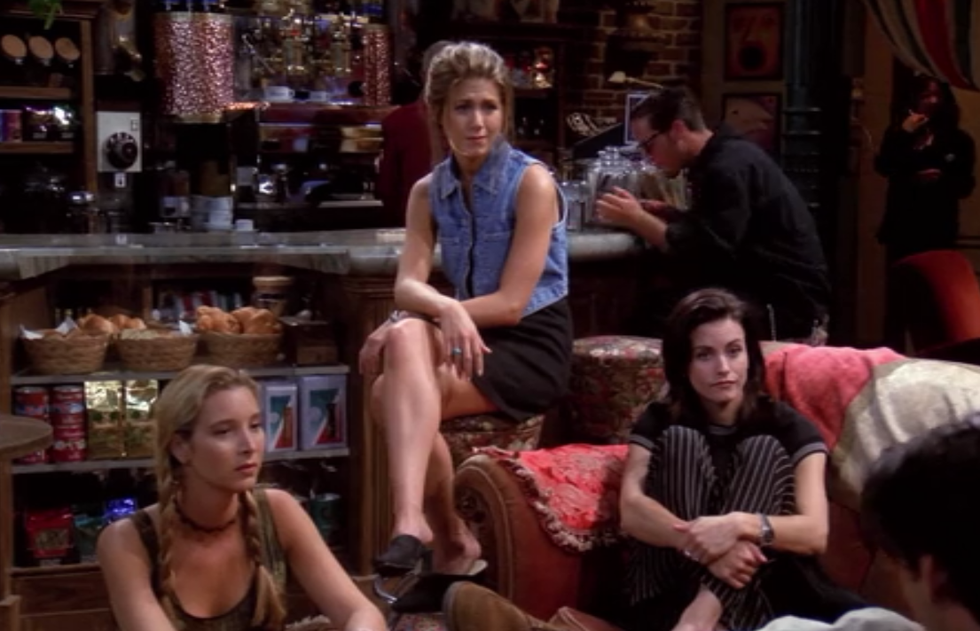 16 Rachel Green Outfits We'd Happily Wear Today