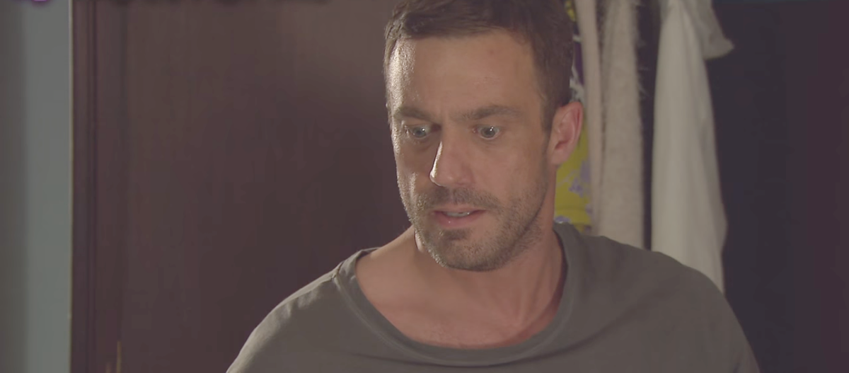 Hollyoaks spoilers: Will Warren Fox flee the village tonight?