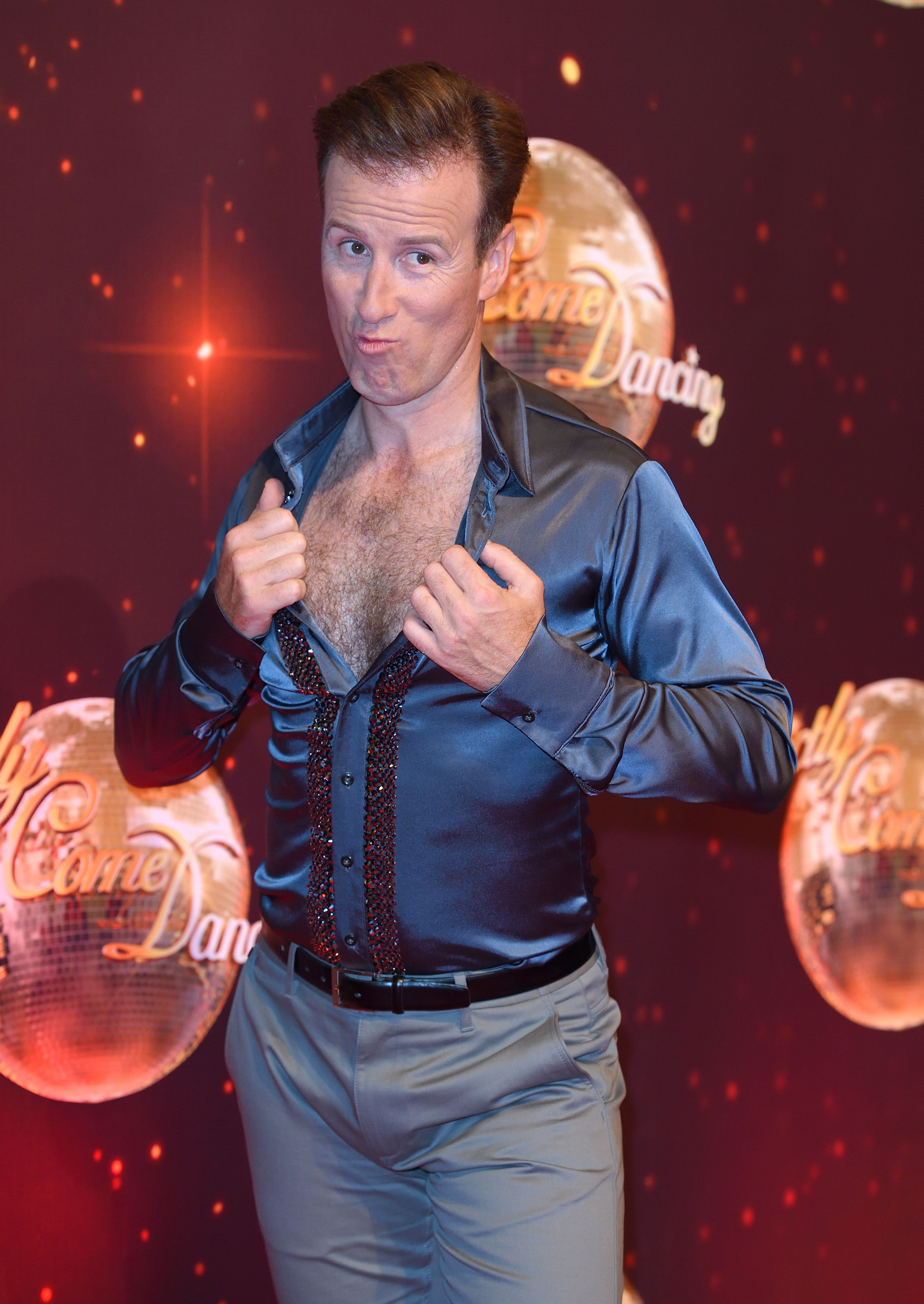 Strictly Come Dancing S Anton Du Beke Is Expecting Twins With Girlfriend Hannah Summer