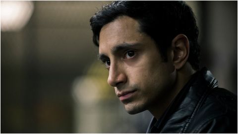 The Night Of’s Riz Ahmed awkwardly fistbumped the Queen