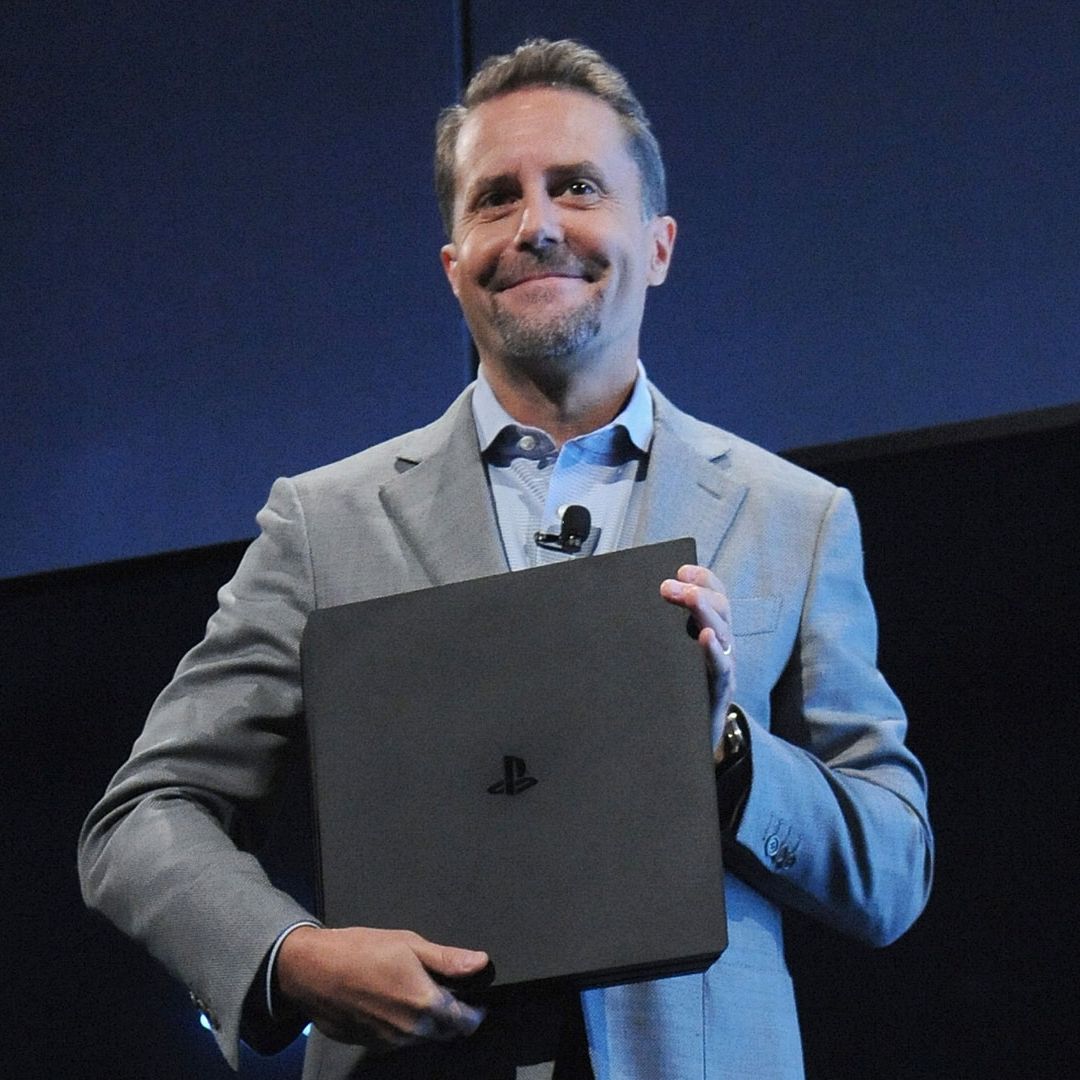 mekanisme dybtgående overdraw PlayStation chief: Why PS4 Pro is Sony's iPhone, VR is the future and Xbox  isn't playing nice anymore