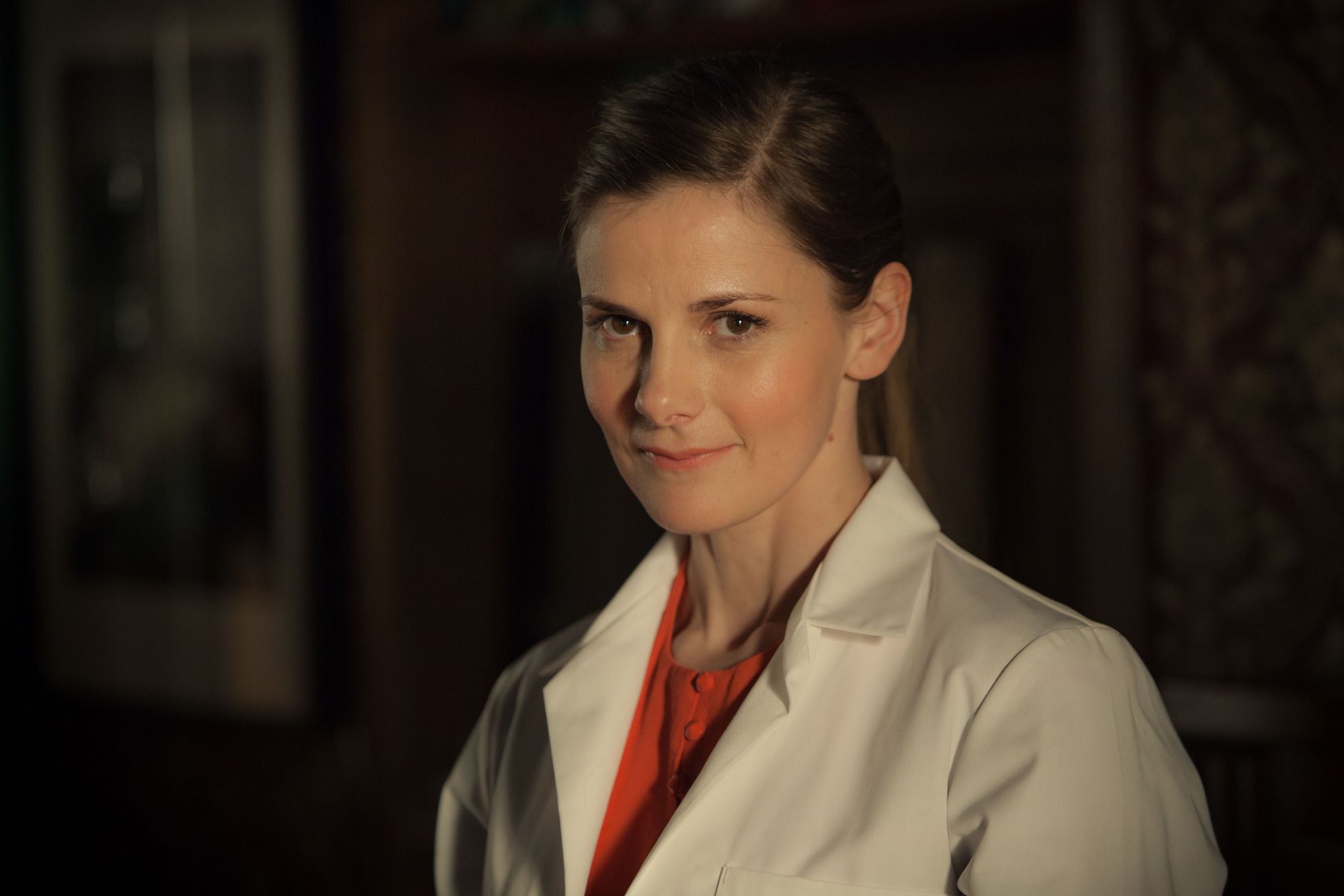 Sherlock Star Louise Brealey Is Sorry About That Whole Molly
