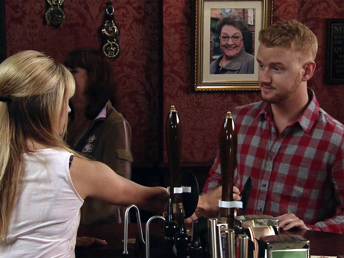 Coronation Street spoilers: Sarah Platt invites Gary Windass out on a date  next week