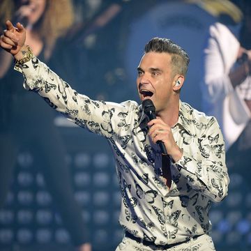 Robbie Williams at Apple Music Festival 2016