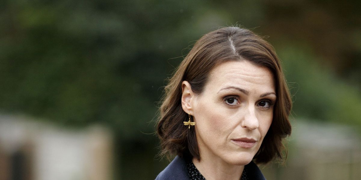 Doctor Foster's Suranne Jones seen in own love triangle