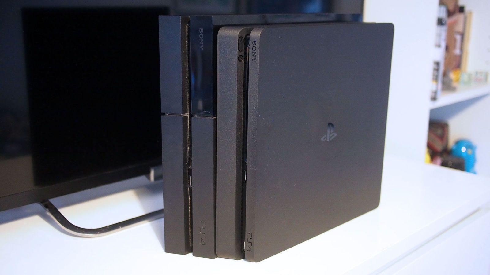 Fange Vædde Anmeldelse PS4 Slim vs PS4 – Should I upgrade or not?
