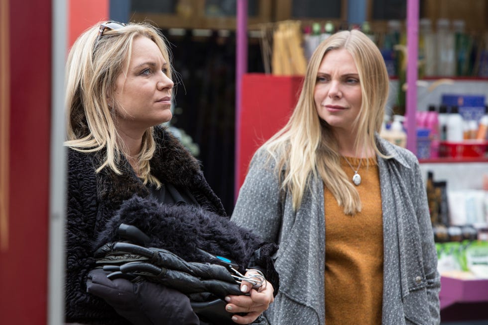 ronnie mitchell talks to roxy mitchell about her situation in eastenders