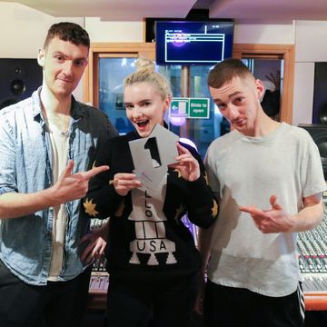 Clean Bandit with their Official Singles Chart No.1, EMBARGOED 6PM, 25 NOV