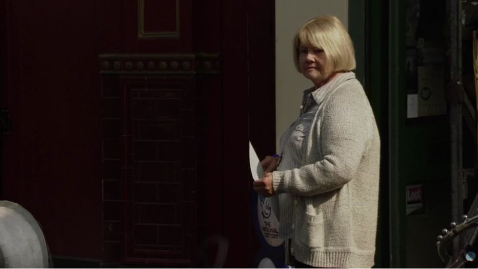 Eastenders Spoilers Aunt Babe S Rivalry With Kathy Beale Hots Up Next Month As The Breakfast