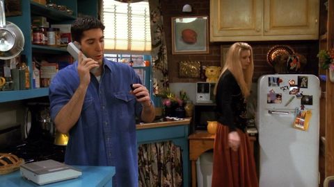 16 moments from Friends that are so '90s they will cause you physical pain